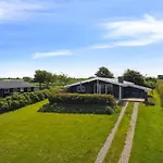 Сasa de vacaciones Nelina - 300m From The Sea By Interhome