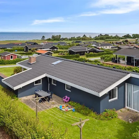 Nelina - 300m From The Sea By Interhome *